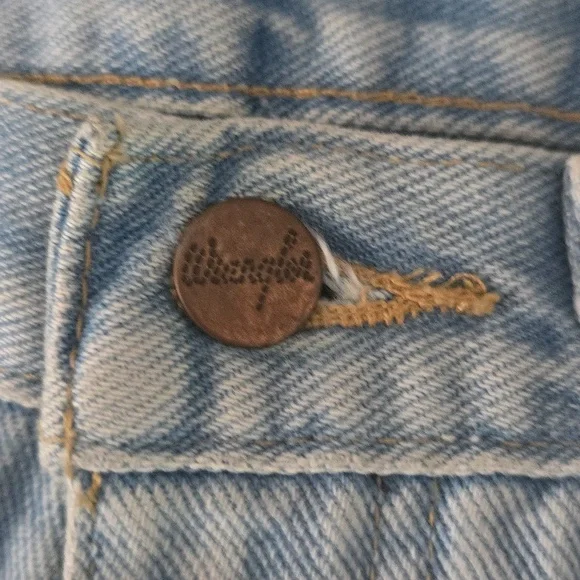 Wrangler Shorts - Picture 5 of 5